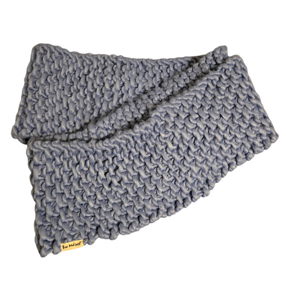 Three Bird Nest Blue Infinity Large Knit Scarf/Shall with Matching Beanie Hat - Picture 6 of 6